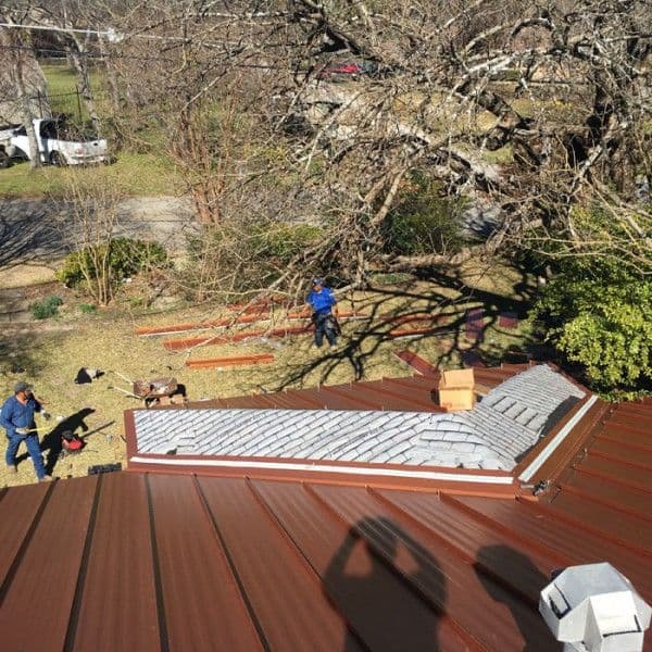 Blog post Built to Last: Why Metal Roofing Offers Superior Strength and Longevity image